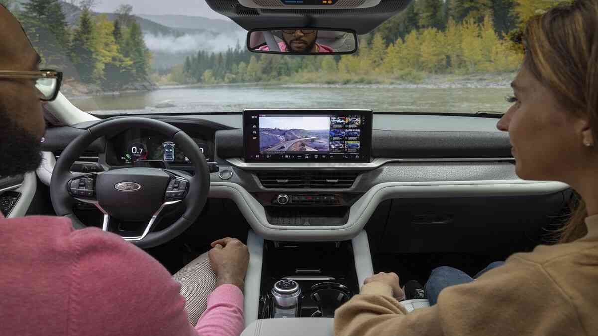 The 2025 Ford Explorer Is First To Include Ford Digital Experience